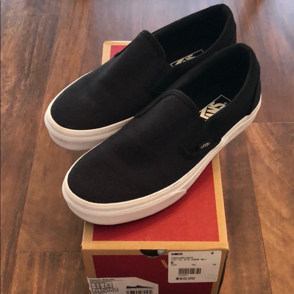 Herringbone Black Slip-On Vans